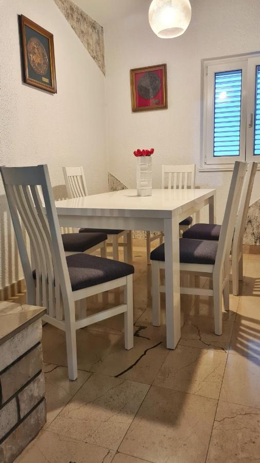 Apartment Navita Makarska Exterior foto